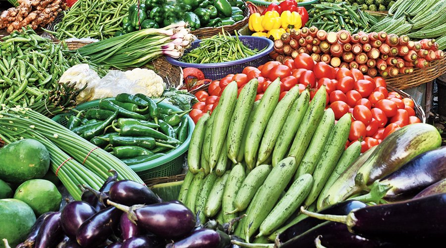 FRESH FRUITS AND VEGITABLES